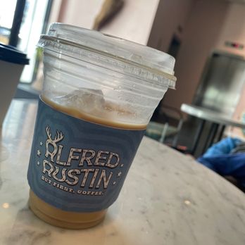 Alfred - Vanilla iced latte - Coffee & Tea Near Me - Austin, Texas