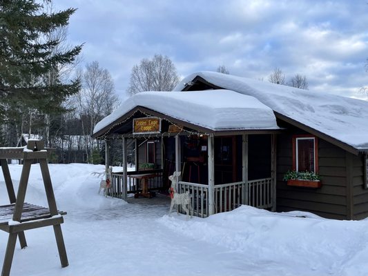 Golden Eagle Lodge by null