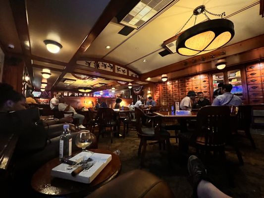 Shelly's Back Room by null