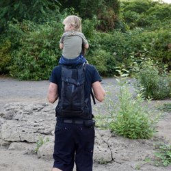 15l acre hauser is my go to back pack for hiking, bikepacking, travel,...everything. Great support and just enough room. Highly recommend!