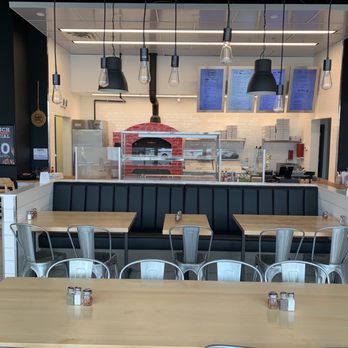 Bravo Pizza - Interior - Pizza Near Me - Okotoks, Alberta