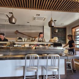 Counter seating. Counter seating.