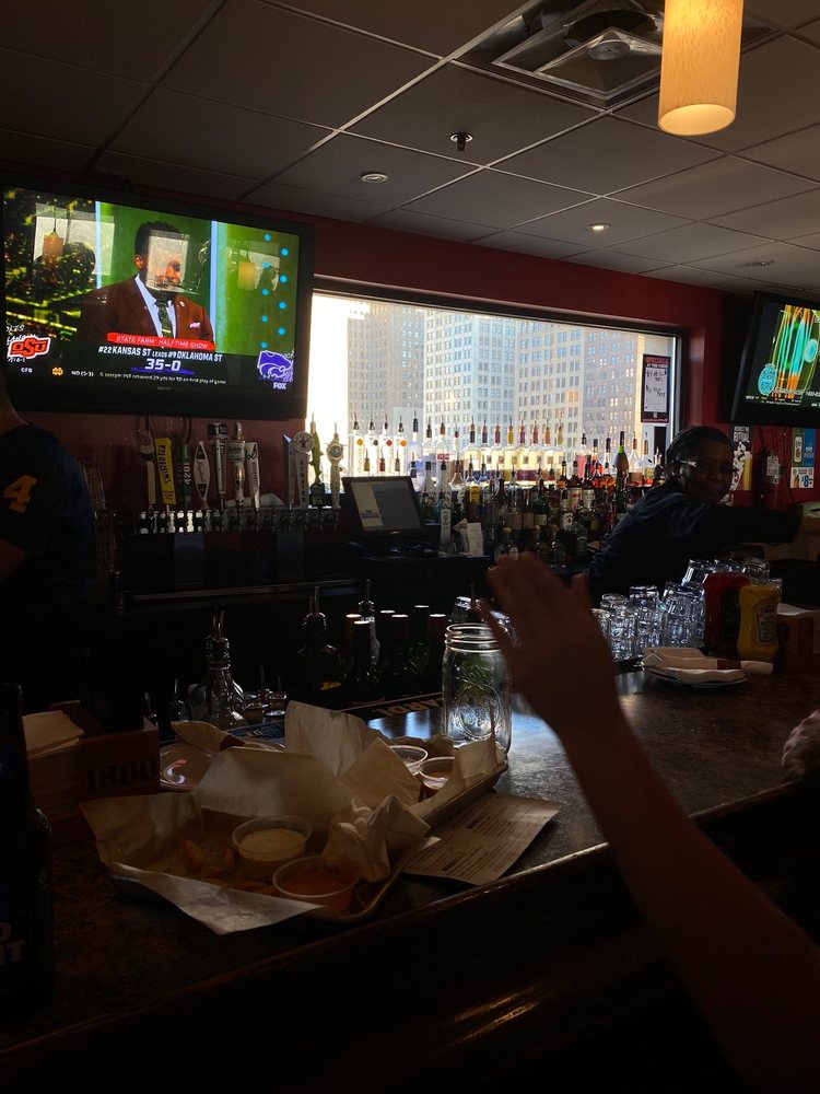 Bookies Bar & Grille, Detroit Roadtrippers