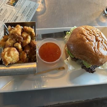 SeaQuake Brewing - Redwood Burger - Pizza Near Me - Crescent City, California SeaQuake Brewing - Redwood Burger - Pizza Near Me - Crescent City, California