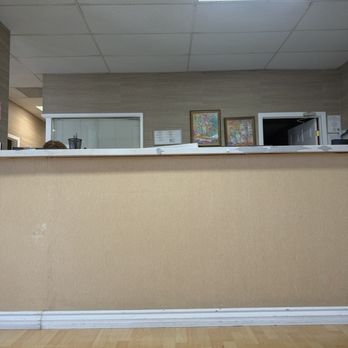 Energy Physical Therapy - Reception - Physical Therapy Near Me - Encino, California Energy Physical Therapy - Reception - Physical Therapy Near Me - Encino, California