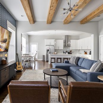 Underwood Manor - Vacation Rentals Near Me Underwood Manor - Vacation Rentals Near Me