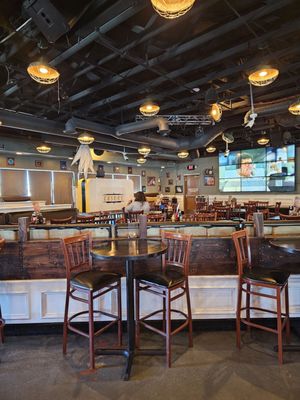 Cosmos Taverna by null