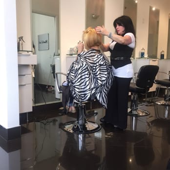 Mimi's Touch Salon - Hair Salons Near Me - Coral Gables, Florida
