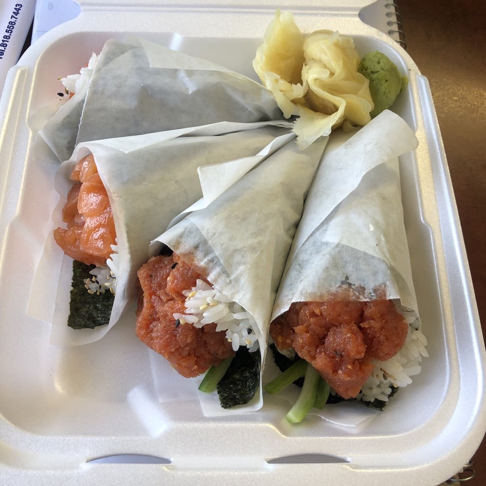 Sushi Dake - 2 spicy tuna hand rolls 2 salmon hand rolls - Japanese Near Me - Burbank, California Sushi Dake - 2 spicy tuna hand rolls 2 salmon hand rolls - Japanese Near Me - Burbank, California