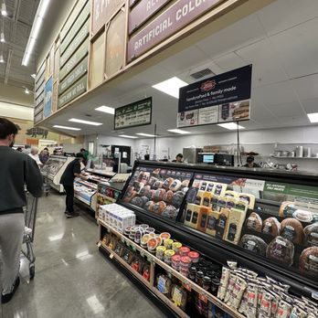 Sprouts Farmers Market - Grocery Near Me - Largo, Florida Sprouts Farmers Market - Grocery Near Me - Largo, Florida