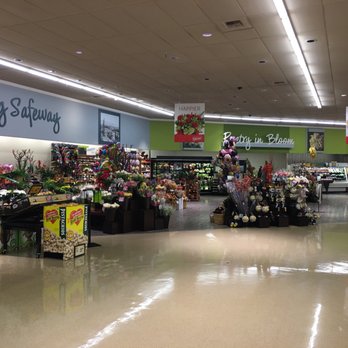 Safeway Pharmacy - Big flowers Section! Always beautiful - Drugstores Near Me - Tucson, Arizona