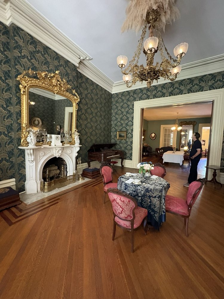 Social spots from Oaklands Mansion