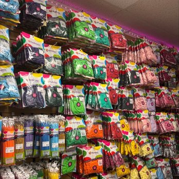 Lilys Decorations The Store - Balloonia - Party Supplies Near Me - Irving, Texas