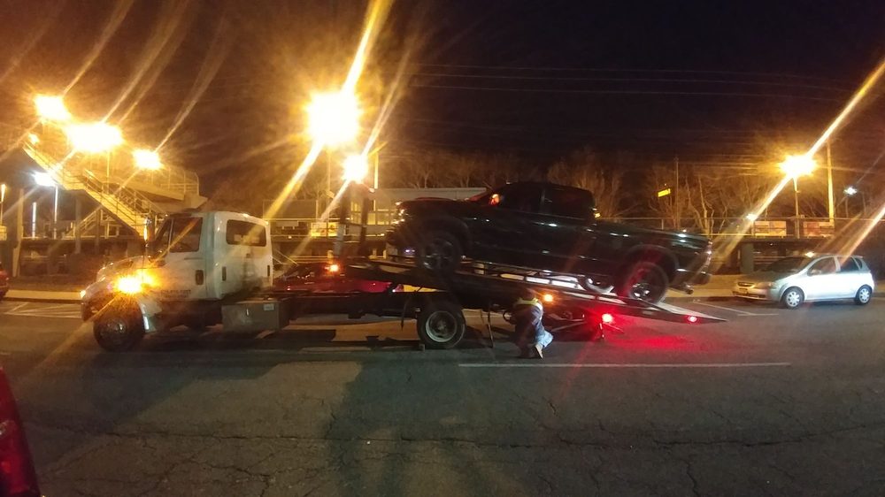 JAY’S TOWING 12 Photos Towing Brentwood, NY Phone Number Yelp