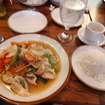 Thai Season Restaurant - Ginger love entree dish with steamed rice - Thai Near Me - Carmel, Indiana Thai Season Restaurant - Ginger love entree dish with steamed rice - Thai Near Me - Carmel, Indiana
