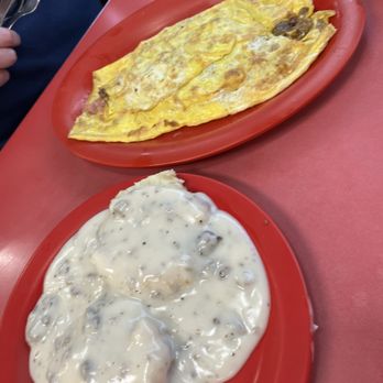 Nick and J's Cafe - American Near Me - Knoxville, Tennessee