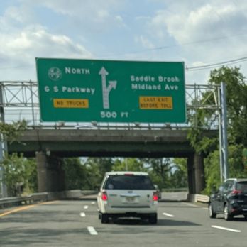 Garden State Parkway - Garden State Parkway, Saddle Brook NJ - Landmarks & Historical Buildings Near Me - Woodbridge, New Jersey
