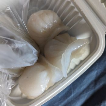 Wing Lee Bakery - Shrimp gow aka ha gow - Dim Sum Near Me - San Francisco, California Wing Lee Bakery - Shrimp gow aka ha gow - Dim Sum Near Me - San Francisco, California