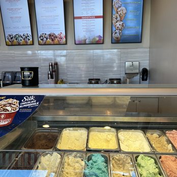 Cold Stone Creamery - Inside - Ice Cream & Frozen Yogurt Near Me - Newport Beach, California Cold Stone Creamery - Inside - Ice Cream & Frozen Yogurt Near Me - Newport Beach, California