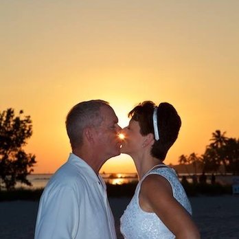 Key West Casual Weddings - Wedding Planning Near Me - Key West, Florida Key West Casual Weddings - Wedding Planning Near Me - Key West, Florida