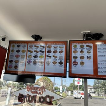 Randy's Donuts - Donuts Near Me - Fresno, California Randy's Donuts - Donuts Near Me - Fresno, California