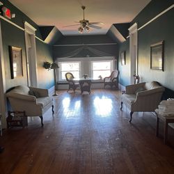 Mansion At Elfindale