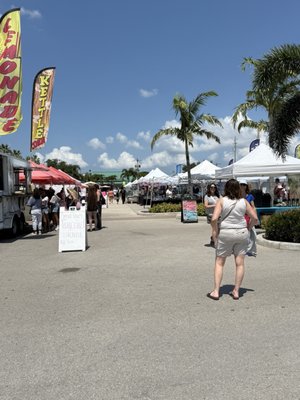 Cape Coral Farmers Market by null