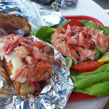Red's Eats - Seafood Near Me - Wiscasset, Maine