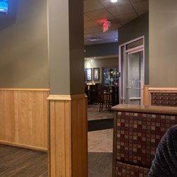Fong's Restaurant & Bar - Restaurant