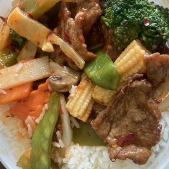 China Wok - Hot and Spicy Beef. With all those pepper flakes, it should have been at least a little spicy. - Chinese Near Me - Saint Augustine, Florida
