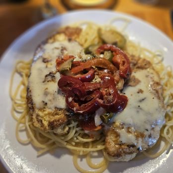 Gio's Atlantic Beach - Chicken Cacciatore - Italian Near Me - Atlantic Beach, New York Gio's Atlantic Beach - Chicken Cacciatore - Italian Near Me - Atlantic Beach, New York