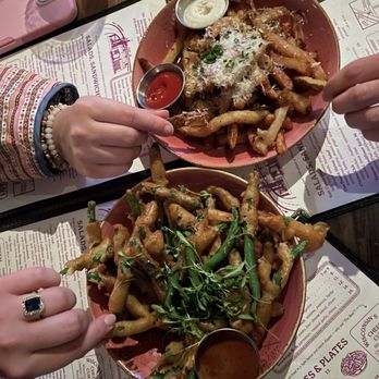 The Overpass Merchant - Gastropubs Near Me - Baton Rouge, Louisiana The Overpass Merchant - Gastropubs Near Me - Baton Rouge, Louisiana
