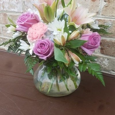 Jeffrey's Flowers & Flower Delivery by null