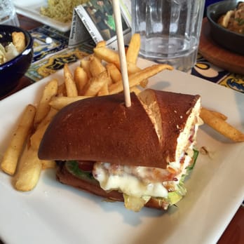 Chili's - Chicken avocado on pretzel bun -lunch portion - American Near Me - Kirkwood, Missouri Chili's - Chicken avocado on pretzel bun -lunch portion - American Near Me - Kirkwood, Missouri