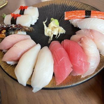Nikko Sushi Izakaya - Nigiri - Izakaya Near Me - Chicago, Illinois