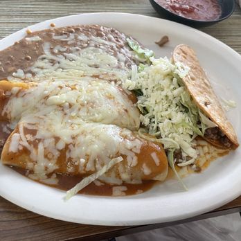 La Pelusa - Combo #1 - One taco, two enchiladas, and beans - Mexican Near Me - Statesville, North Carolina La Pelusa - Combo #1 - One taco, two enchiladas, and beans - Mexican Near Me - Statesville, North Carolina
