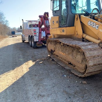 A & A Towing Services - Towing Near Me - Weldon Spring, Missouri