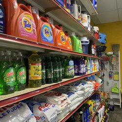Kettleman City Market - Laundry soap.