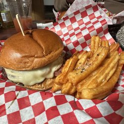 Captain Jim's Marina & Kayak - The Irish Fisherman on Brioche instead of Texas Toast.