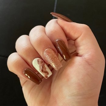 Circle A Nails And Spa - Nails by Andy - Nail Salons Near Me - Redlands, California