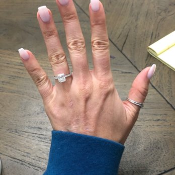 Luxe Nails - Nail Salons Near Me - Nashville, Tennessee
