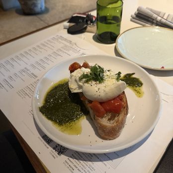 Sixty Vines - Burrata - Wine Bars Near Me - Winter Park, Florida Sixty Vines - Burrata - Wine Bars Near Me - Winter Park, Florida