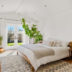 Lisa Allen - Village Properties Realtors - 160 2nd St.