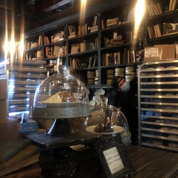 Gideon's Bakehouse - Bakeries Near Me - Orlando, Florida