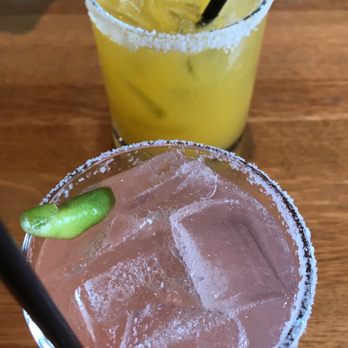 Earls Kitchen + Bar - New American Near Me - Somerville, Massachusetts