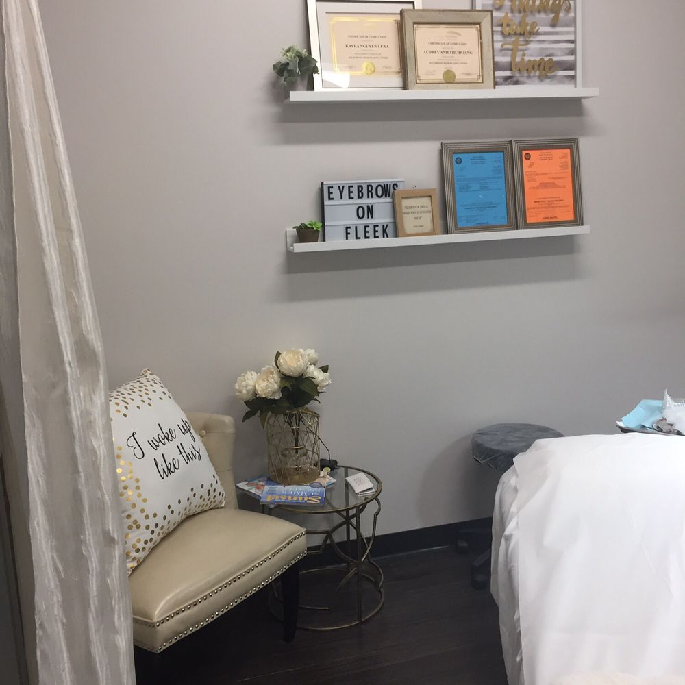 GimmeBrows By Kayla Luxa - Eyebrow Services Near Me - Cypress, California GimmeBrows By Kayla Luxa - Eyebrow Services Near Me - Cypress, California