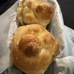 GiGi's Italian Feast - Garlic knots