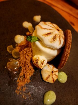 Farm & Table by null