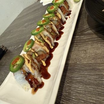 Kiraku - Paradise roll - Sushi Bars Near Me - Gardena, California