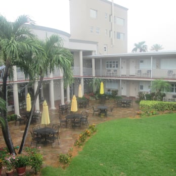 Thunderbird Beach Resort - Hotels Near Me - Treasure Island, Florida